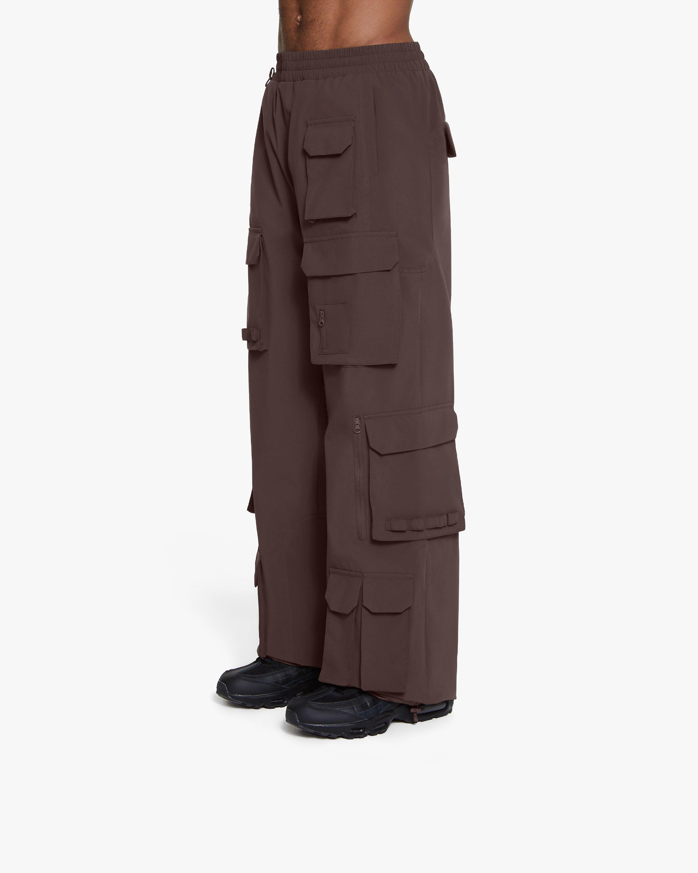 ONYX CARGO BROWN