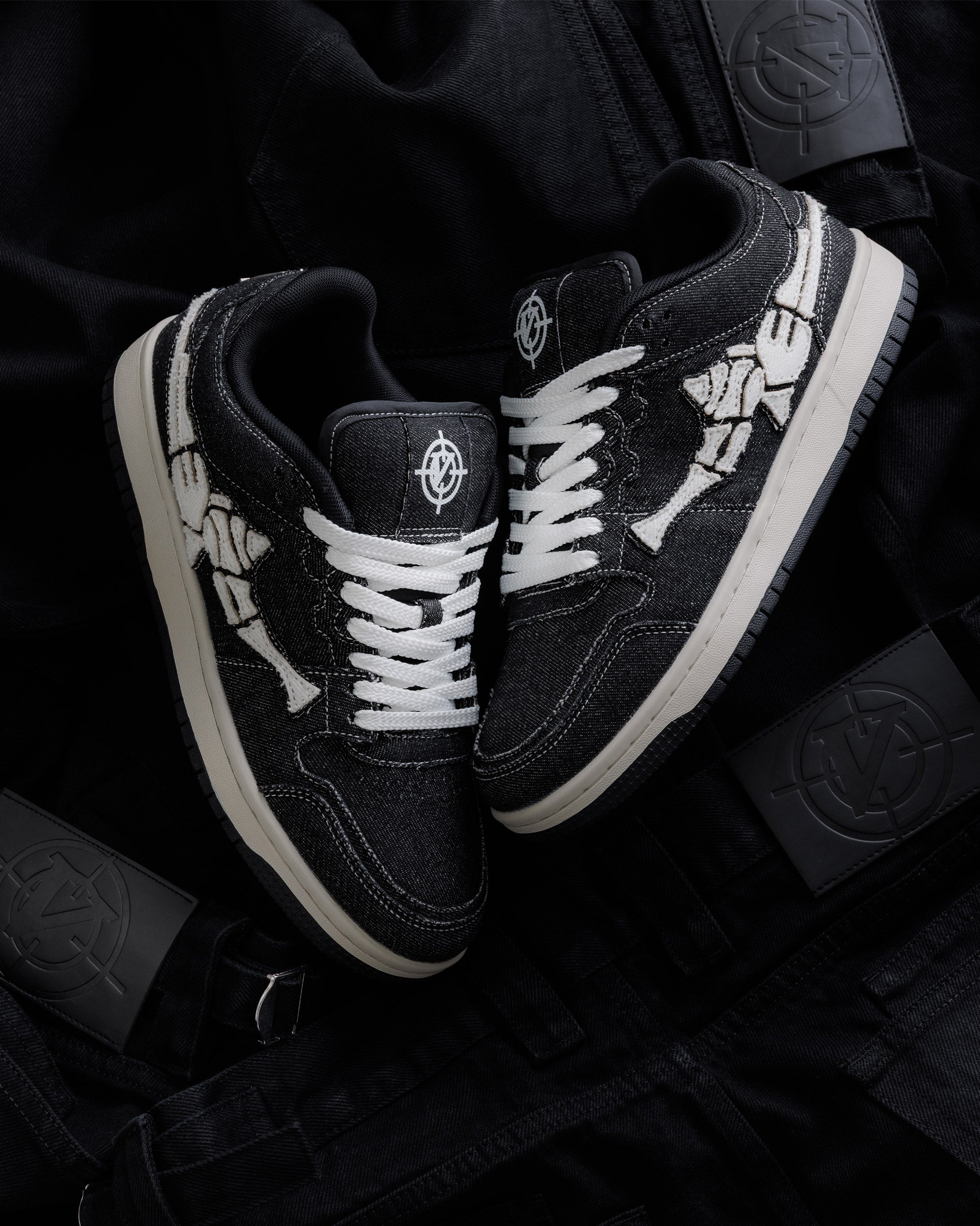 AKIMBO LOWS "SELVEDGE DENIM BLACK"