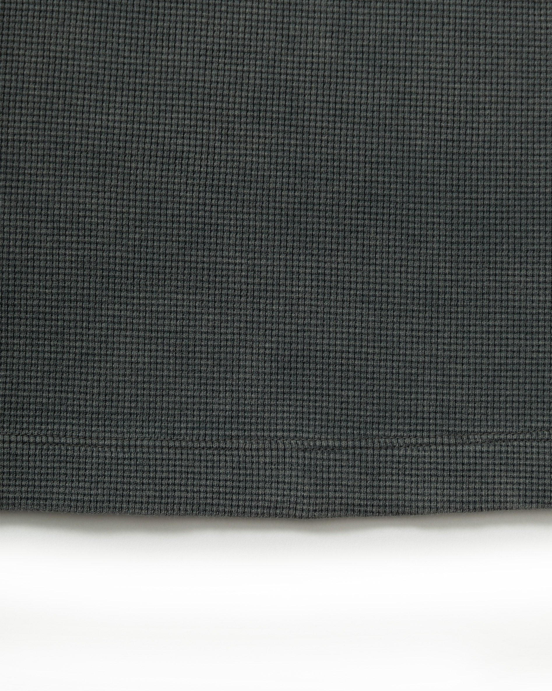 ACID WASHED WAFFLE LONGSLEEVE DARK GREY