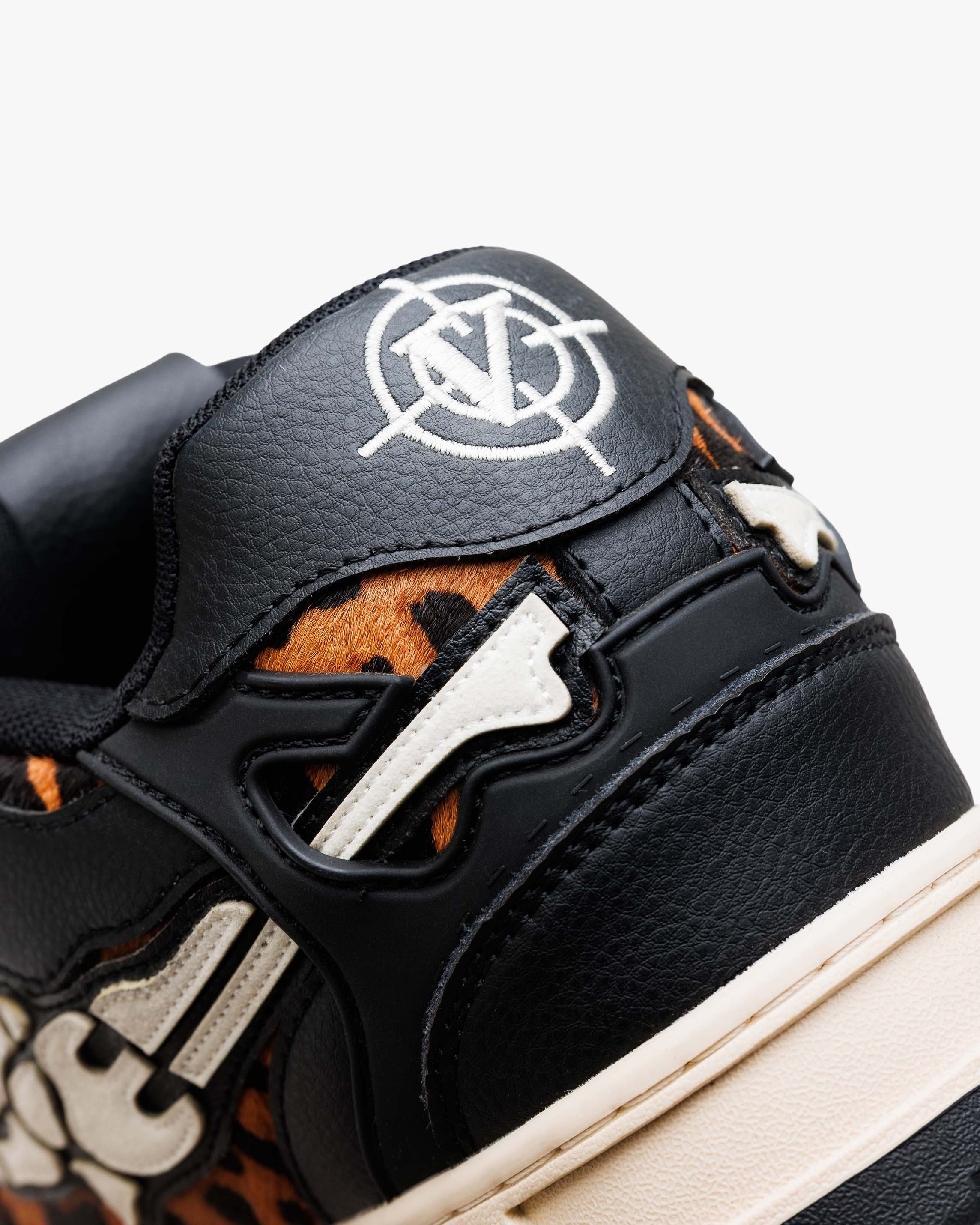 AKIMBO LOWS V2 "BLACK LEOPARD"