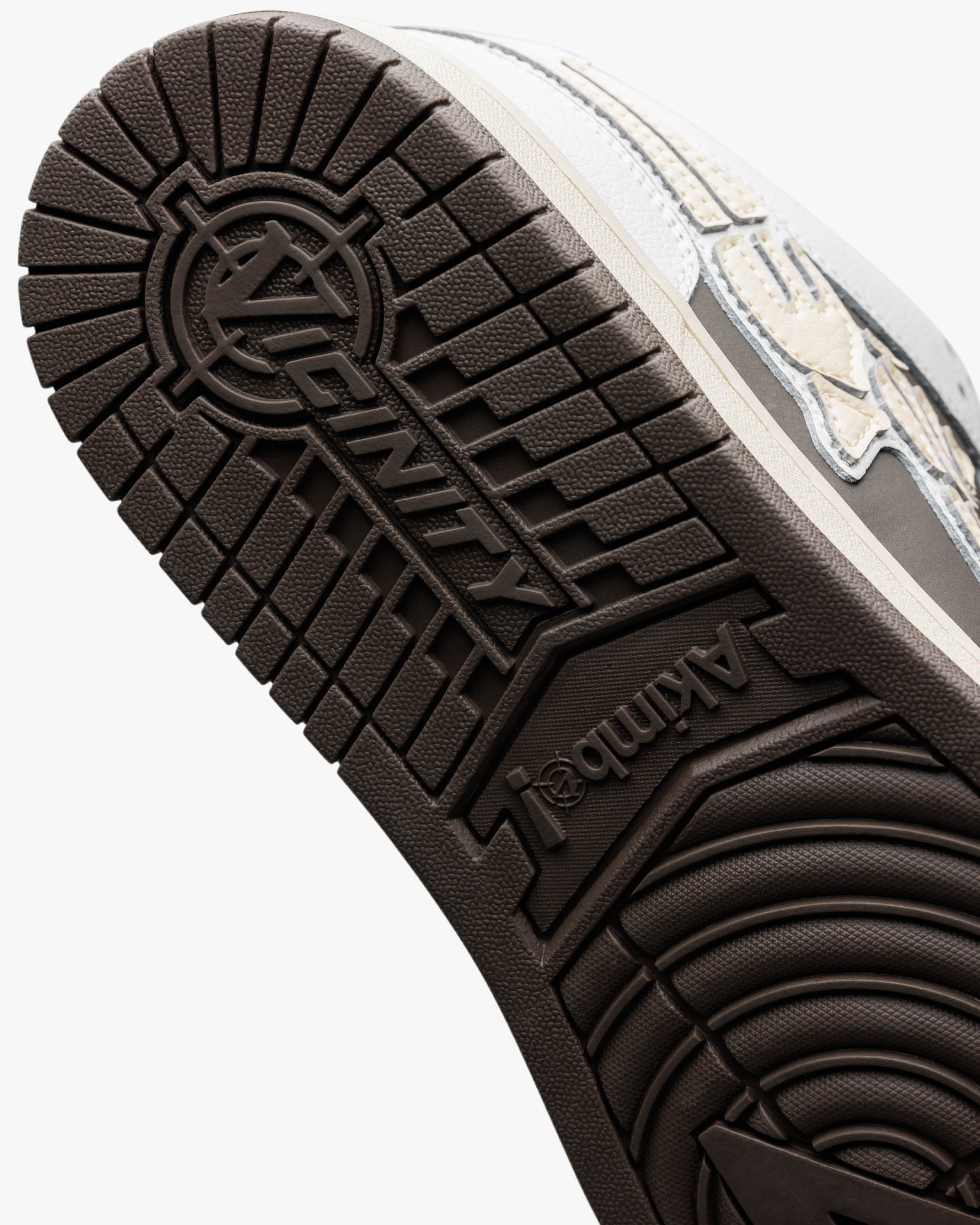 AKIMBO LOWS "BONE CAPER"