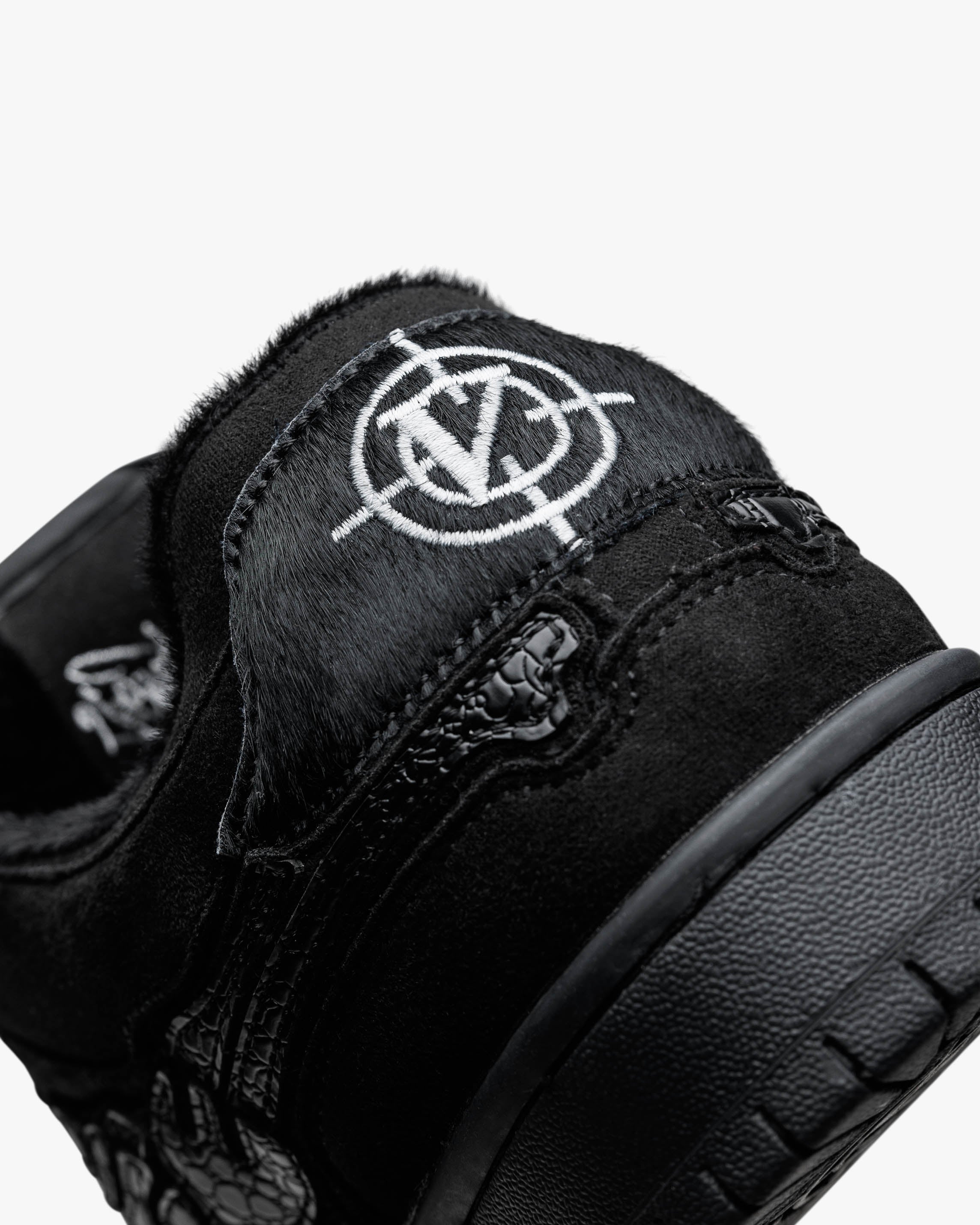 AKIMBO LOWS "BLACK PANTHER"