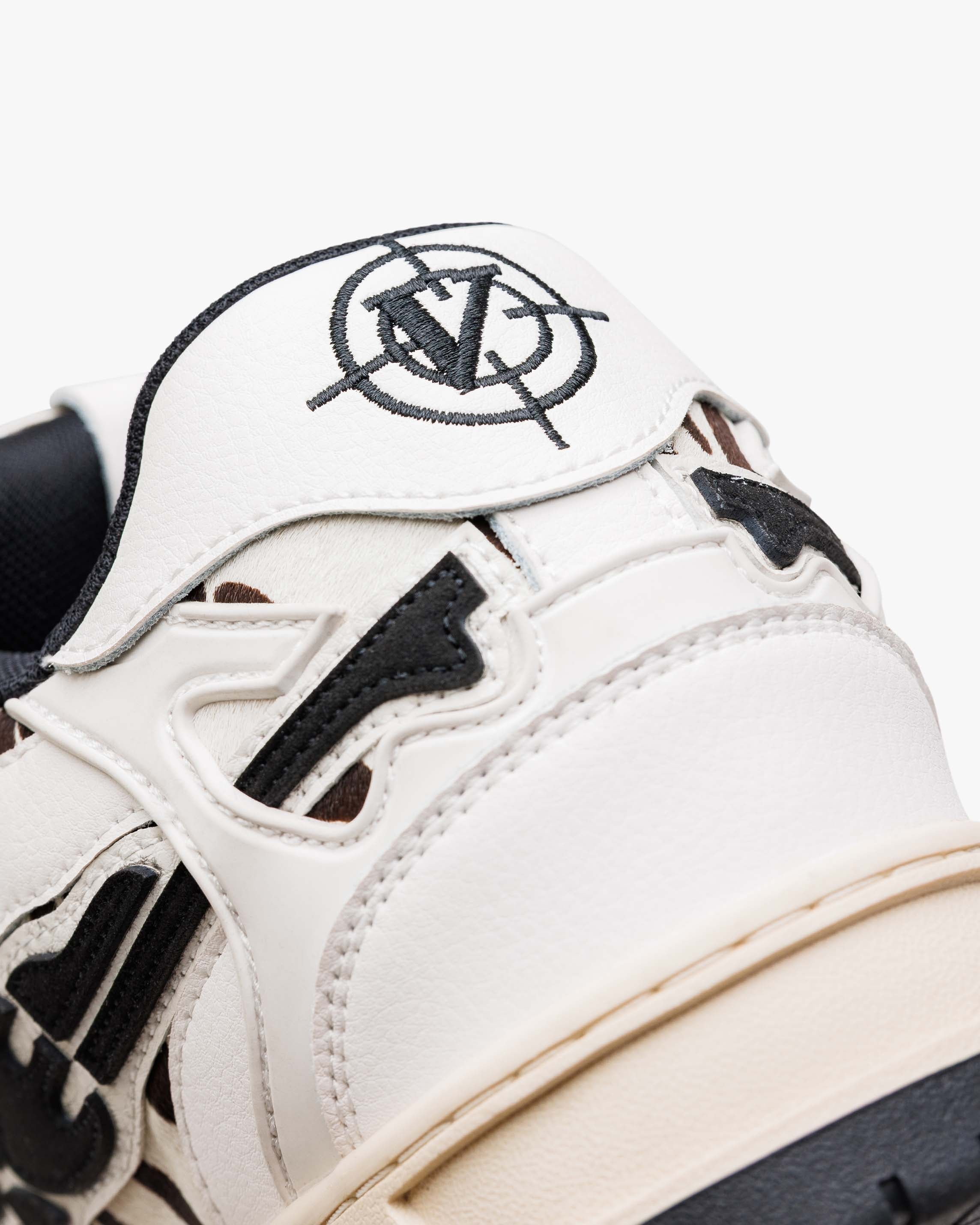 AKIMBO LOWS V2 "WHITE ZEBRA"