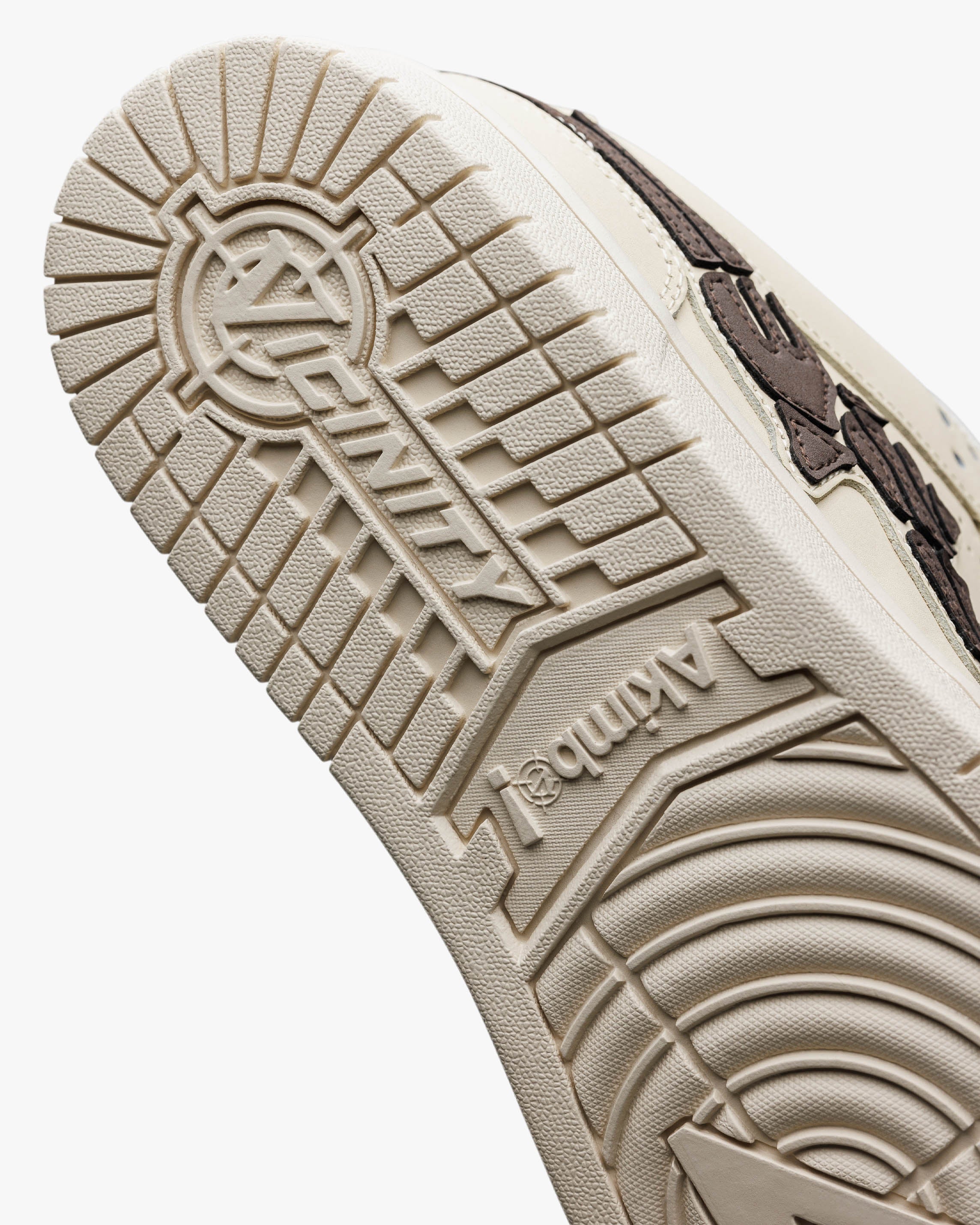 AKIMBO LOWS "REVERSE CAPPUCCINO"