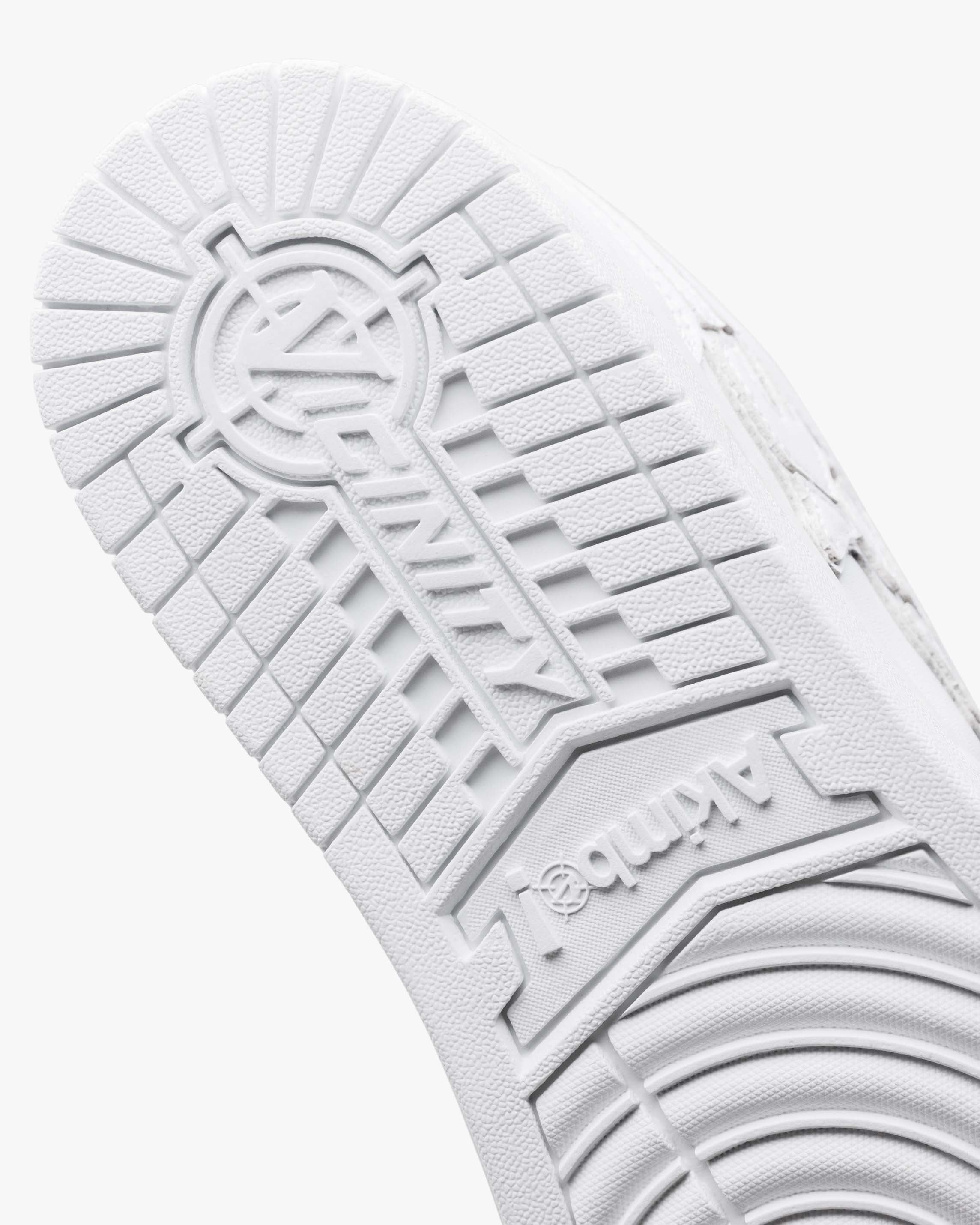 AKIMBO LOWS "TRIPLE WHITE"